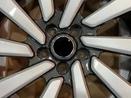 Range Rover V L460 2021– Kované disky OEM R24 V2 (4 ks) fotografie 4
