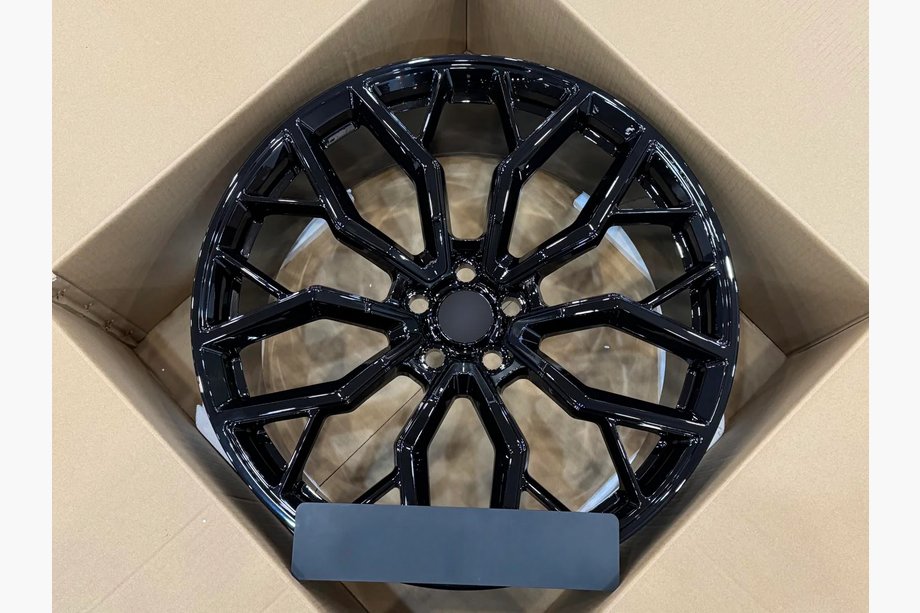 Land Rover Defender 2019– Kované disky OEM R23 (4 ks) Image