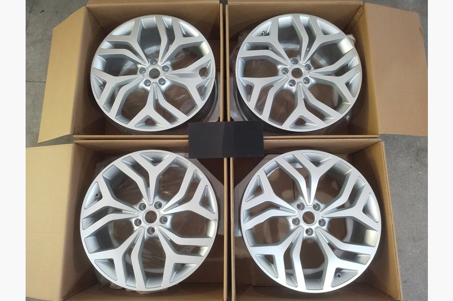 Range Rover Evoque 2018– Kované disky OEM R20 (4 ks) Image