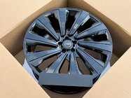 Range Rover V L460 2021– Kované disky OEM R24 V8 (4 ks) fotografie 2