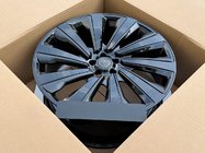 Range Rover V L460 2021– Kované disky OEM R24 V8 (4 ks) fotografie 4