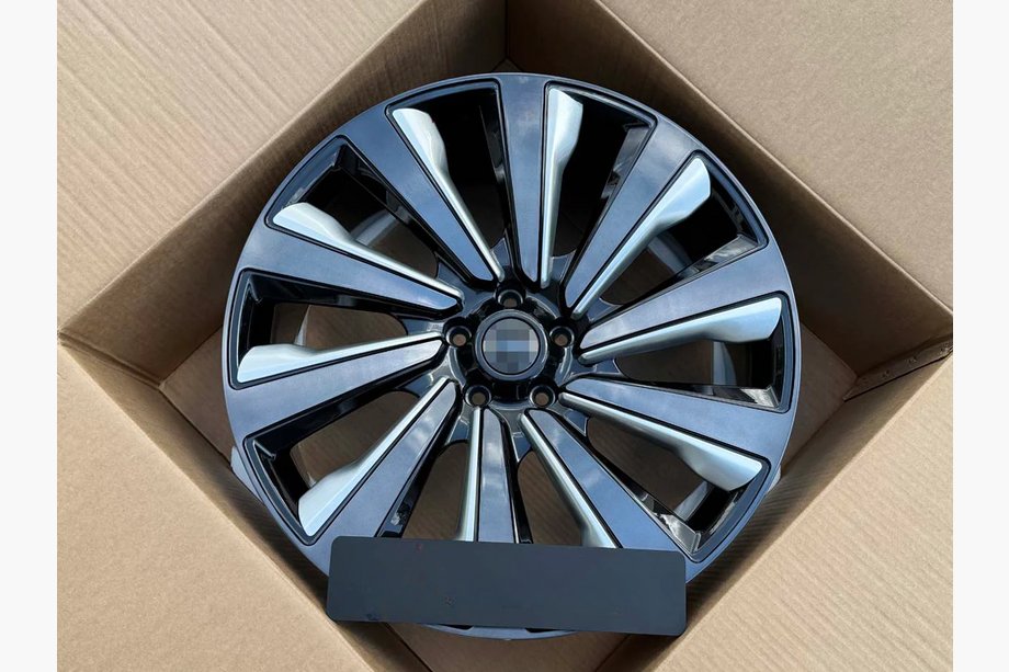 Range Rover V L460 2021– Kované disky OEM R22 (4 ks) Image