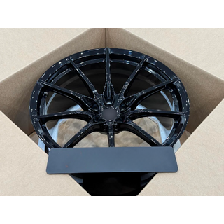 Kované disky OEM R22 (4 ks) McLaren 540C/570S 2015–2020 fotografie 4