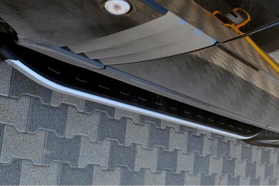 Range Rover III L322 2002–2012 Boční nášlapy Fullmond (2 ks, hliník) Image
