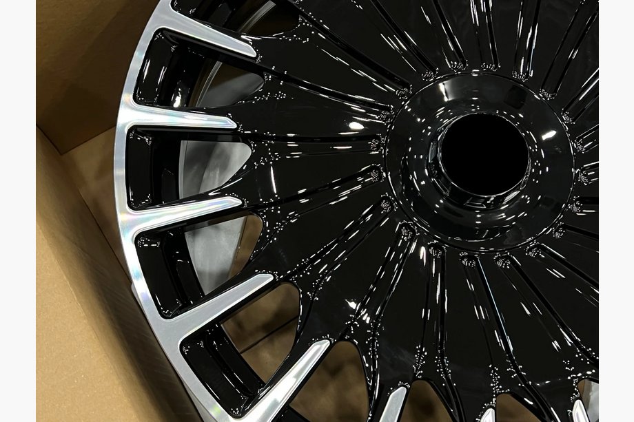 Mercedes S-class W223 2020– Kované disky OEM R22 V3 (4 ks) Fotografie 4