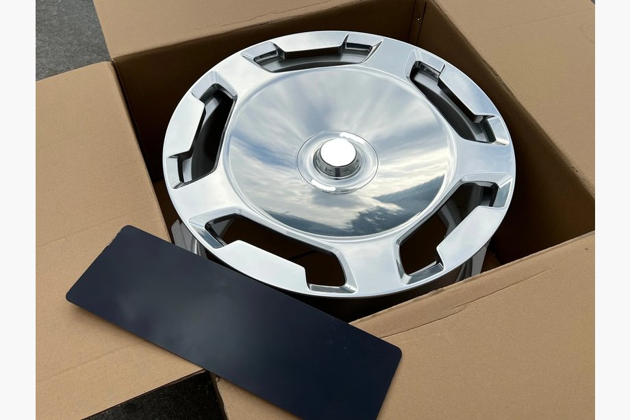 Mercedes S-class W223 2020– Kované disky OEM R22 V4 (4 ks) Fotografie 4