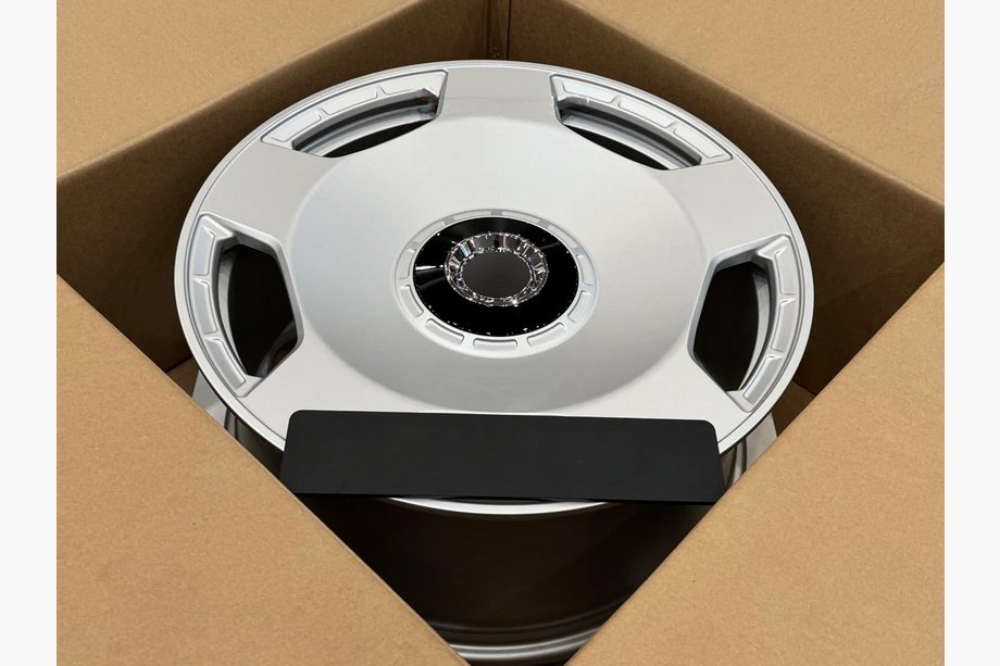 Mercedes G-Class W463 2018–2024 Kované disky OEM R22 V5 (4 ks) Fotografie 3