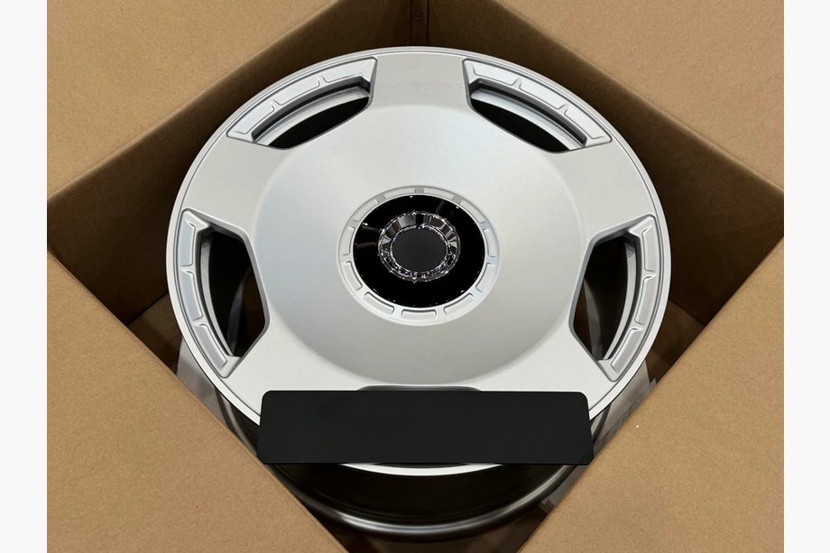 Mercedes G-Class W463 2018–2024 Kované disky OEM R22 V5 (4 ks) Fotografie 2