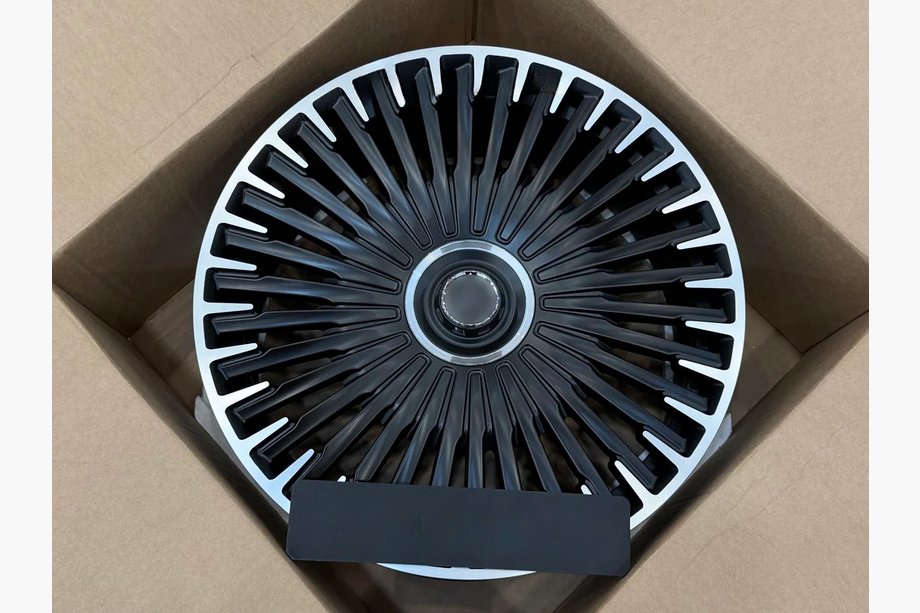Mercedes EQS 2021– Kované disky OEM R22 V2 (4 ks) Image