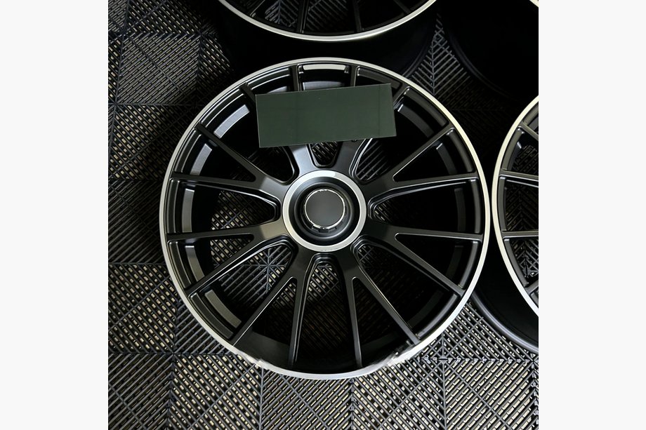 Mercedes E-class W214 2023– Kované disky OEM R21 (4 ks) Image