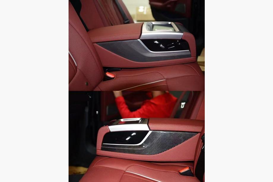 BMW řada 5 G30/G31 2017–2023 Sada karbonových vložek do interiéru Fotografie 5