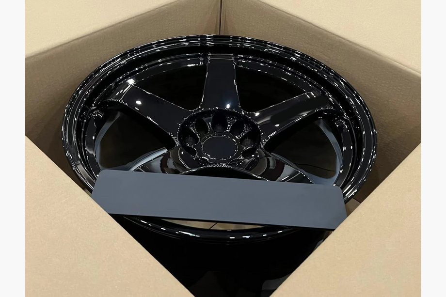 Nissan Skyline 1998–2002 Kované disky OEM R19 (4 ks) Fotografie 5