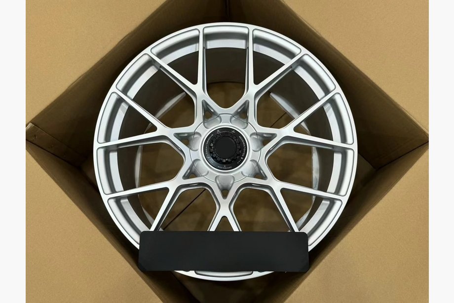 Porsche Boxster/Cayman 982 (718) 2016– Kované disky OEM R20 V2 (4 ks) Fotografie 2