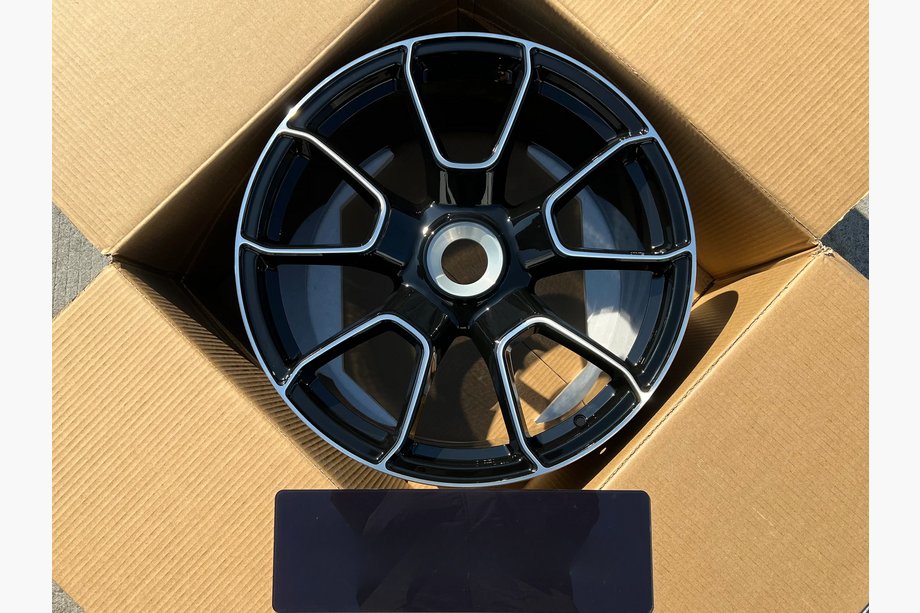 Porsche 911 (991) 2011–2019 Kované disky OEM R21/R22 (4 ks) Fotografie 2