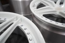Porsche 911 (997) 2004–2012 Kované disky OEM R20 V1 (4 ks) fotografie 7
