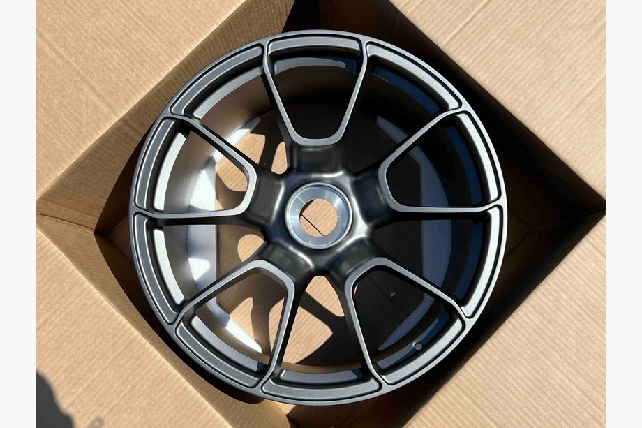 Porsche 911 (992) 2018– Kované disky OEM R20/R21 V21 (sada 4 ks) Image