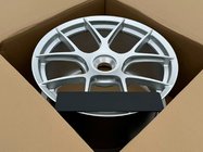 Porsche 911 (992) 2018– Kované disky OEM R20 R21 V22 (4 ks) fotografie 5