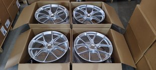 Porsche 911 (992) 2018– Kované disky OEM R20/R21 V26 (4 ks) fotografie 6