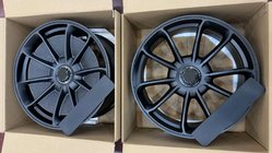 Porsche Boxster/Cayman 982 (718) 2016– Kované disky OEM R20 V5 (4 ks) fotografie 9