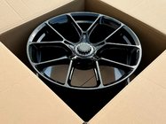 Porsche 911 (992) 2018– Kovaná OEM alu kola R20/R21 V30 (4 ks) fotografie 4