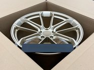 Porsche Cayenne 2018– OEM kované ráfky R22 V6 (sada 4 ks) fotografie 5