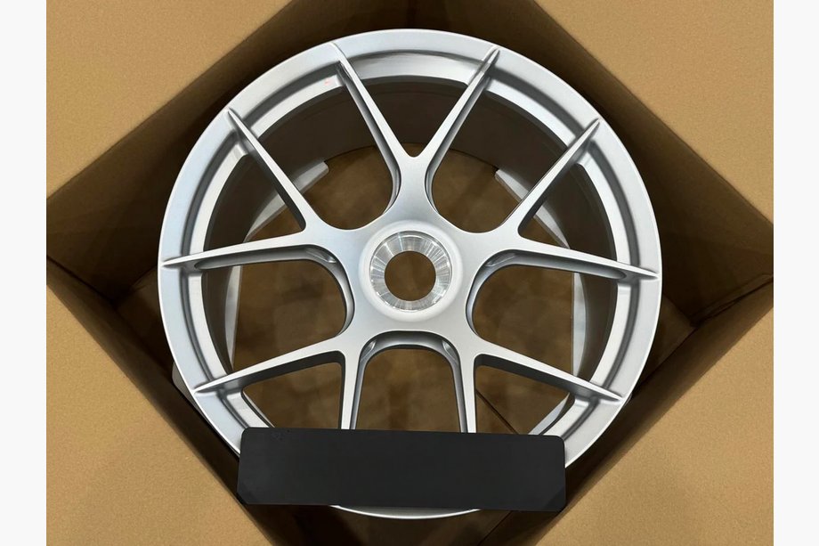 Porsche 911 (992) 2018– Kované disky OEM R20/R21 V35 (4 ks) Image