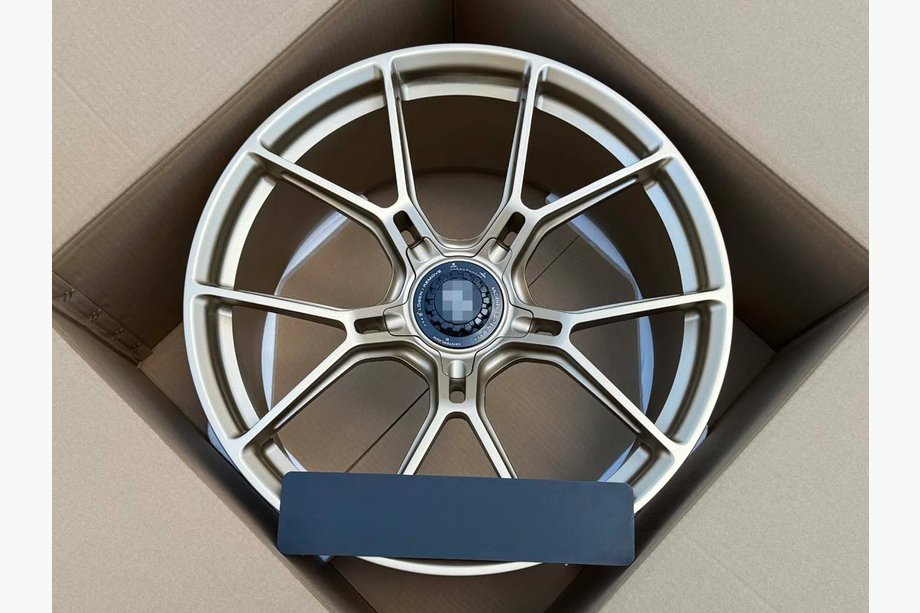 Porsche 911 (992) 2018– Kované disky OEM R20 R21 V41 (4 ks) Image