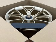Porsche 911 (992) 2018– Kované disky OEM R20 R21 V44 (4 ks) fotografie 6