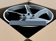 Porsche Taycan 2019– Kované disky OEM R21 V4 (4 ks) fotografie 9