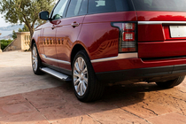 Range Rover IV L405 2013–2021 Boční nášlapy typ X5 (2 ks, hliník) fotografie 1
