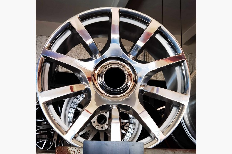 Rolls-Royce Cullinan 2018– Kované disky OEM R24 V2 (4 ks) Image