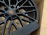 Porsche Macan 2024– Kované disky OEM R22 (4 ks) fotografie 7