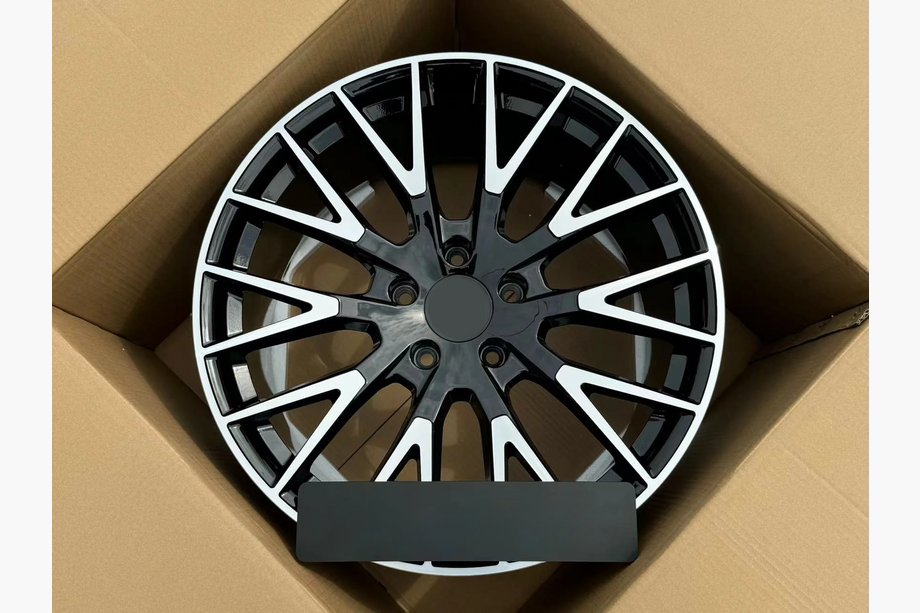 Porsche Panamera 2023– Kované disky OEM R21 V2 (4 ks) Fotografie 2
