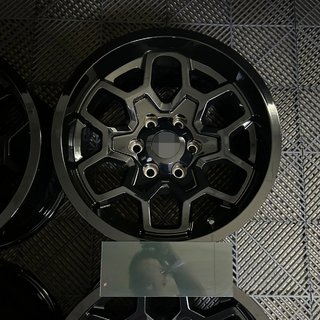 Kovaná kola OEM R17 (4 ks) Toyota Hilux 2015– fotografie 1