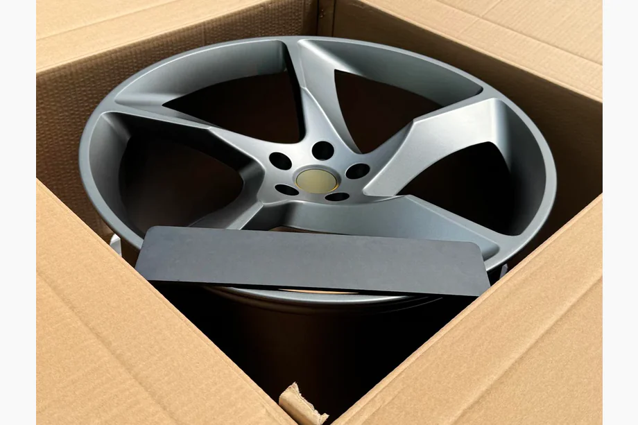 Ferrari F8 Kované disky OEM R21/R22 (4 ks) Fotografie 6