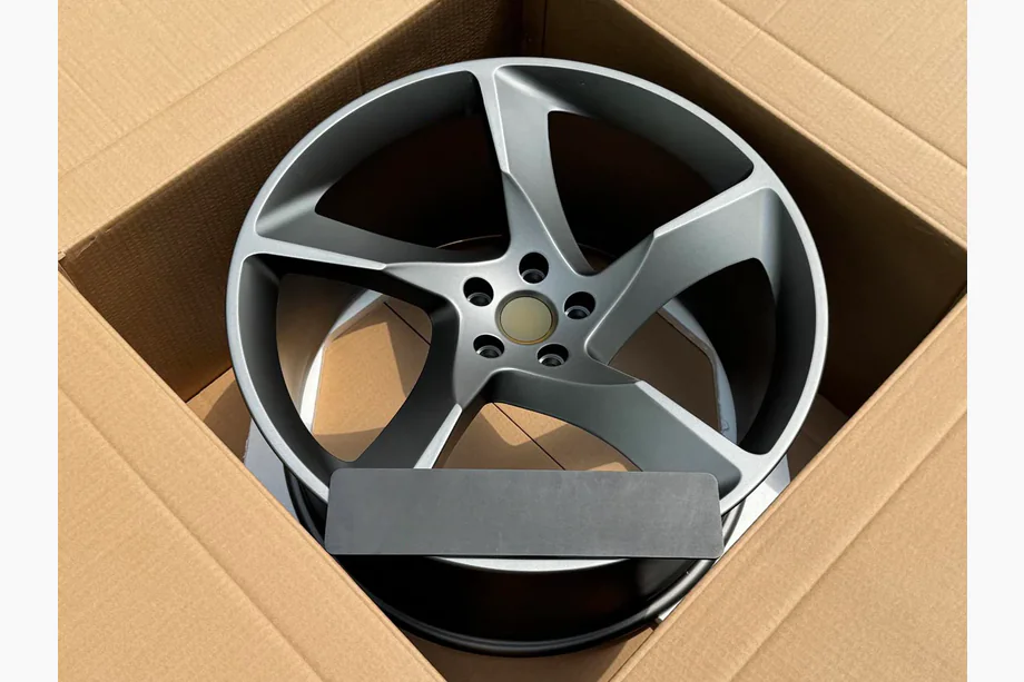 Ferrari F8 Kované disky OEM R21/R22 (4 ks) Fotografie 3