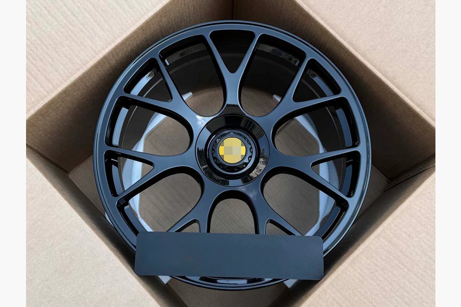 Ferrari 599 GTB Fiorano Kované disky OEM R20 V4 (4 ks) Image