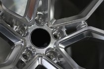 Lotus Emeya Kované disky OEM R20 V7 (4 ks) fotografie 15