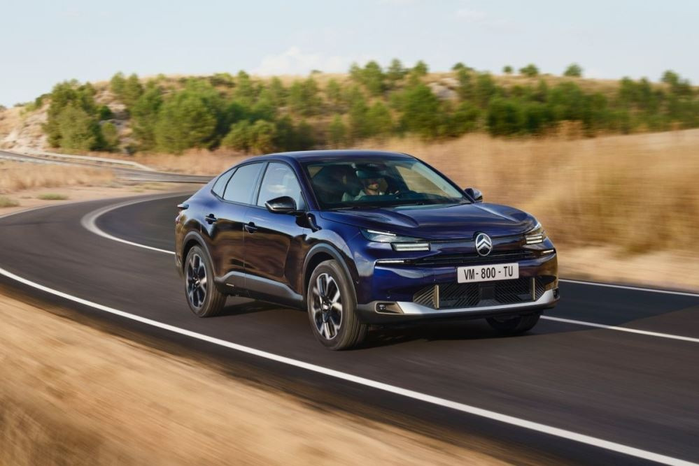 Recenze Citroen C4 X 2024: Stylový crossover-fastback s komfortem