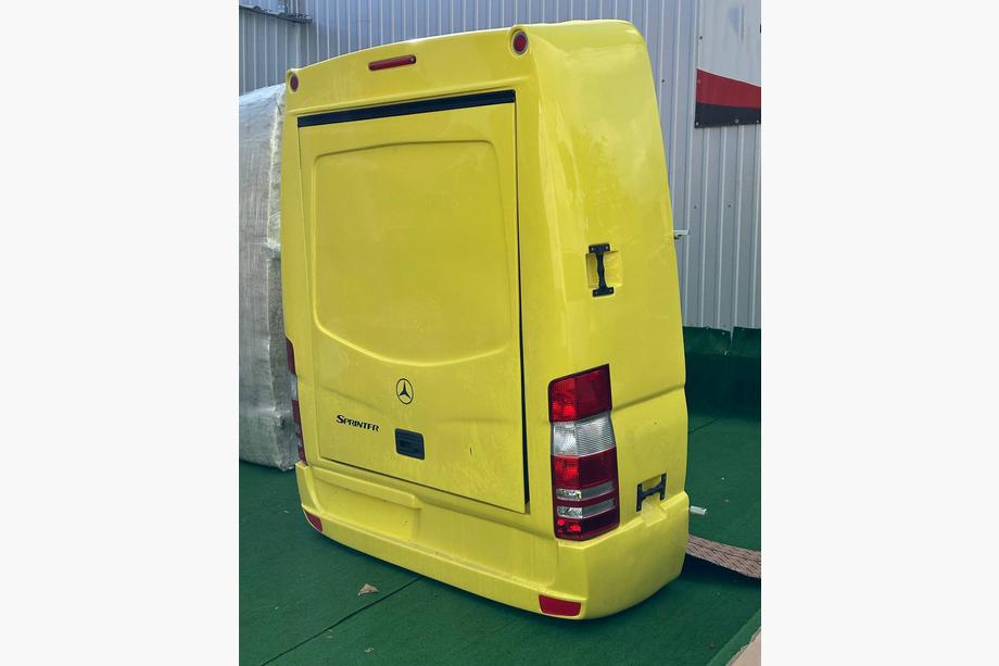 Mercedes Sprinter W906 2006–2018 Závěsný nosič zavazadel (žlutý) Fotografie 2