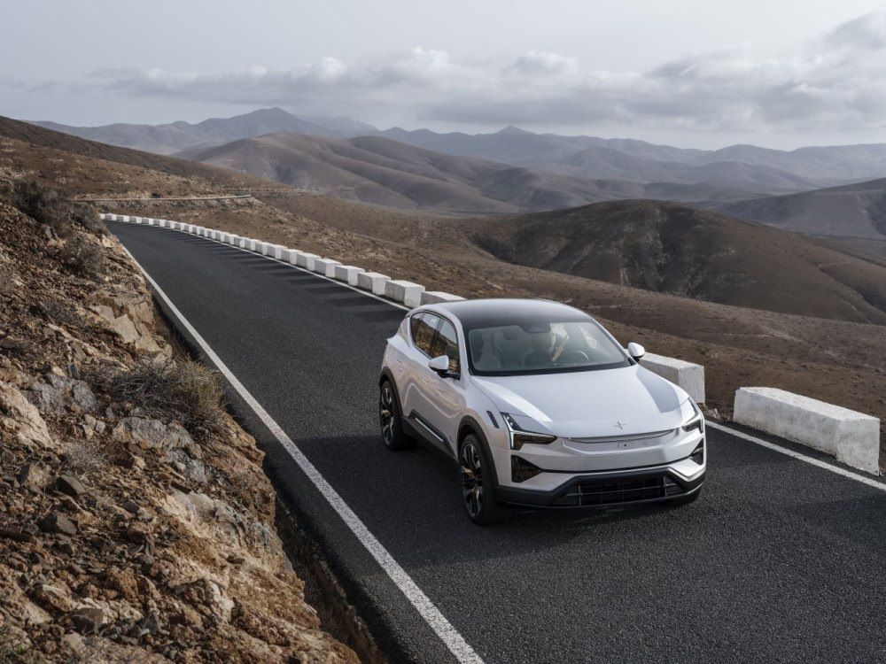 Recenze Polestar 3 (2025): technické parametry, výbava, foto