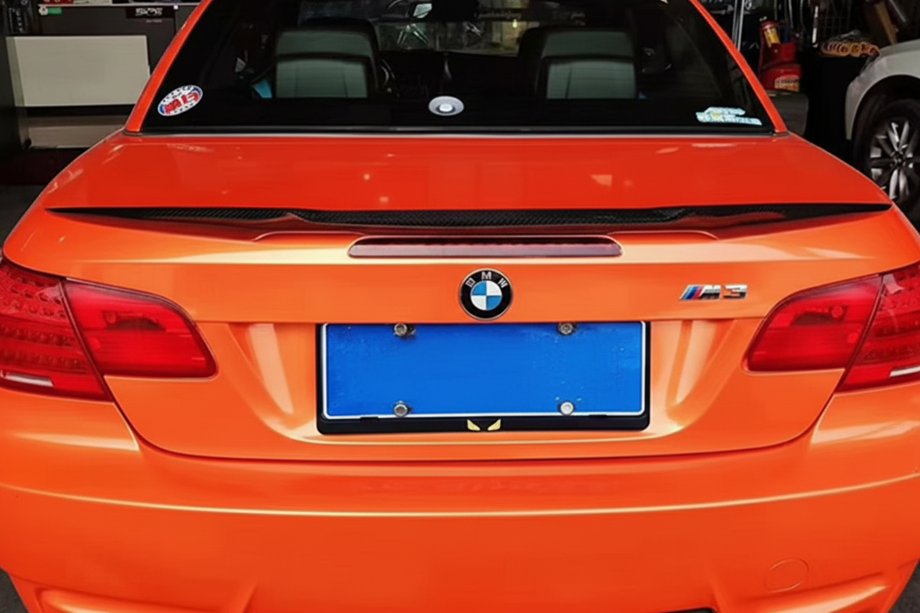 BMW řada 3 E92/E93 2006–2013 Spoiler ve stylu M4 (pro E93, černý lesk) Image