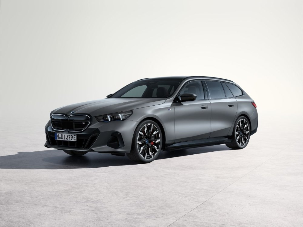 BMW i5 Touring M60 xDrive 2024: Recenze elektrického kombi