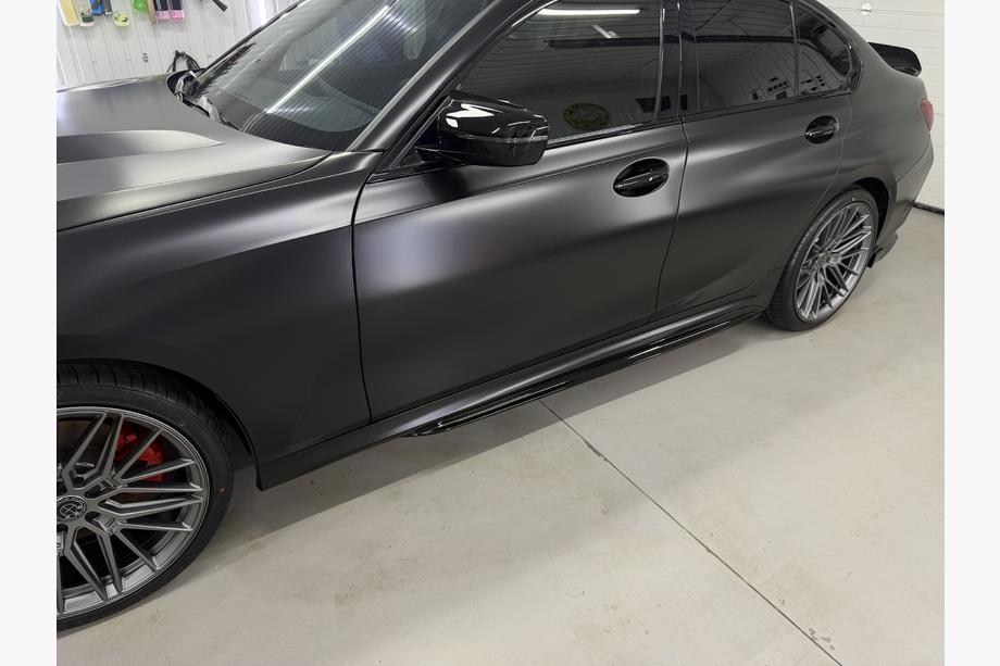 BMW řada 3 G20/G21 2018– Prahové nástavce M-Sport (pro prahy M-Sport, ABS) Image