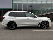 BMW X7 G07 2019– Kompletní bodykit M-Sport (2019-2023) fotografie 5