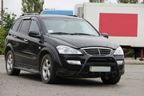 SsangYong Action 2005–2018 Přední ochranný rám WT004 Black (nerez) fotografie 3