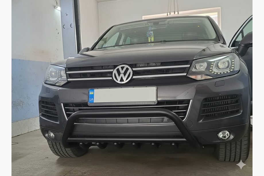 Volkswagen Touareg 2010–2018 Přední ochranný rám WT003 Black (nerez) Image
