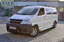 Toyota HiAce Přední ochranný rám WT003 Black (nerez) fotografie 3