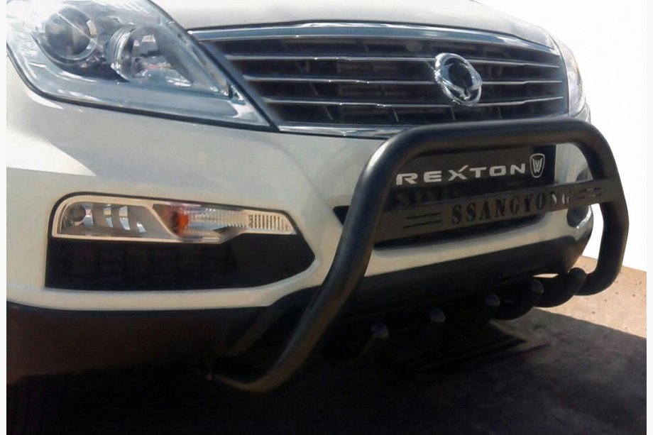 SsangYong Rexton I 2001–2017 Přední ochranný rám WT004 Black (nerez) Image
