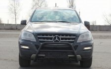 Mercedes ML W164 2005–2011 Přední ochranný rám (bullbar) WT003 Black (nerez) fotografie 1